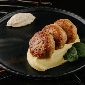 Котлеты с кроликом и пюре <p class="ves">310 г</span>