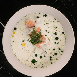 Зимняя уха с поленом