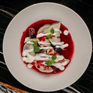 Вареники с вишней <p class="ves">180 г</span>