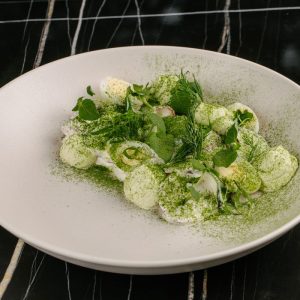 Дачный салат с перепелиным яйцом <p class="ves">210 г</span>